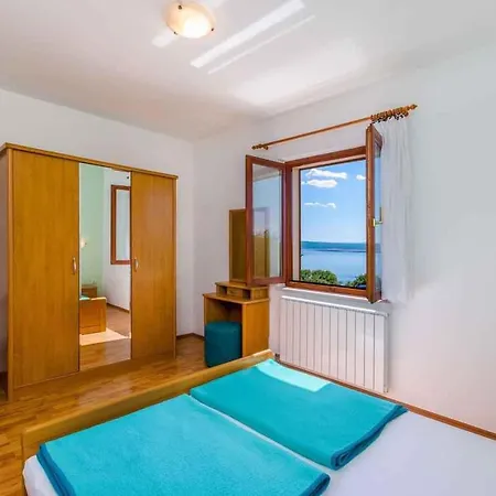 One-bedroom Crikvenica 6 Apartment *